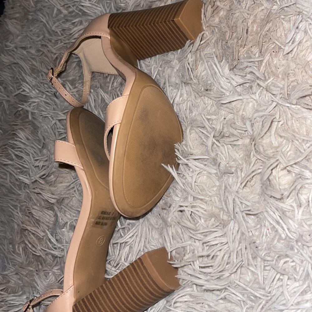 Charlotte Russe Nude open toed heels size 8 in women - Picture 5 of 5